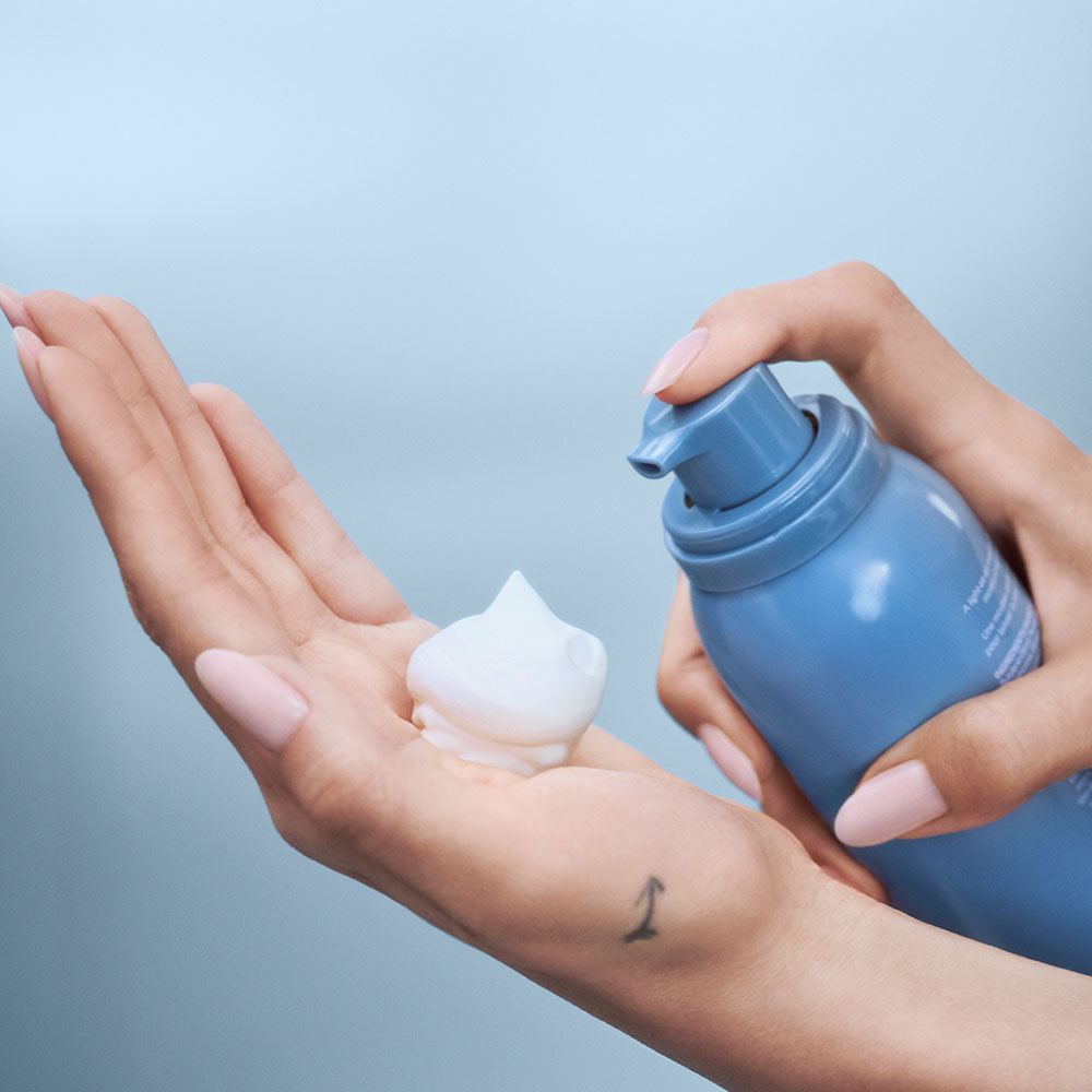 FIND COMFORT: FEEL SEEN HYDRATING BODY MOUSSE TO OIL (MOUSSE A ACEITE CORPORAL HIDRATANTE)